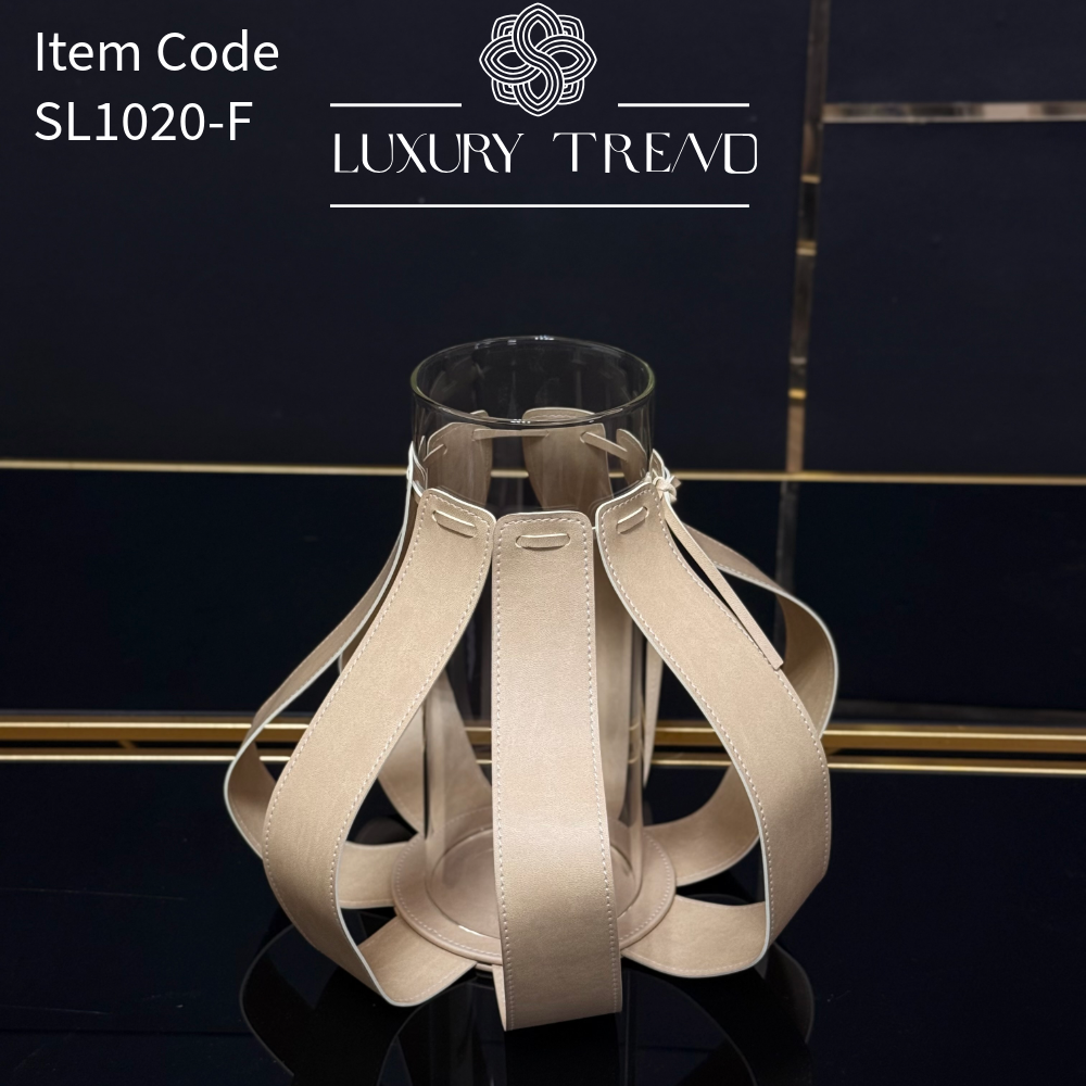 فازة ورد زجاج مع الجلد بتصميم مميز