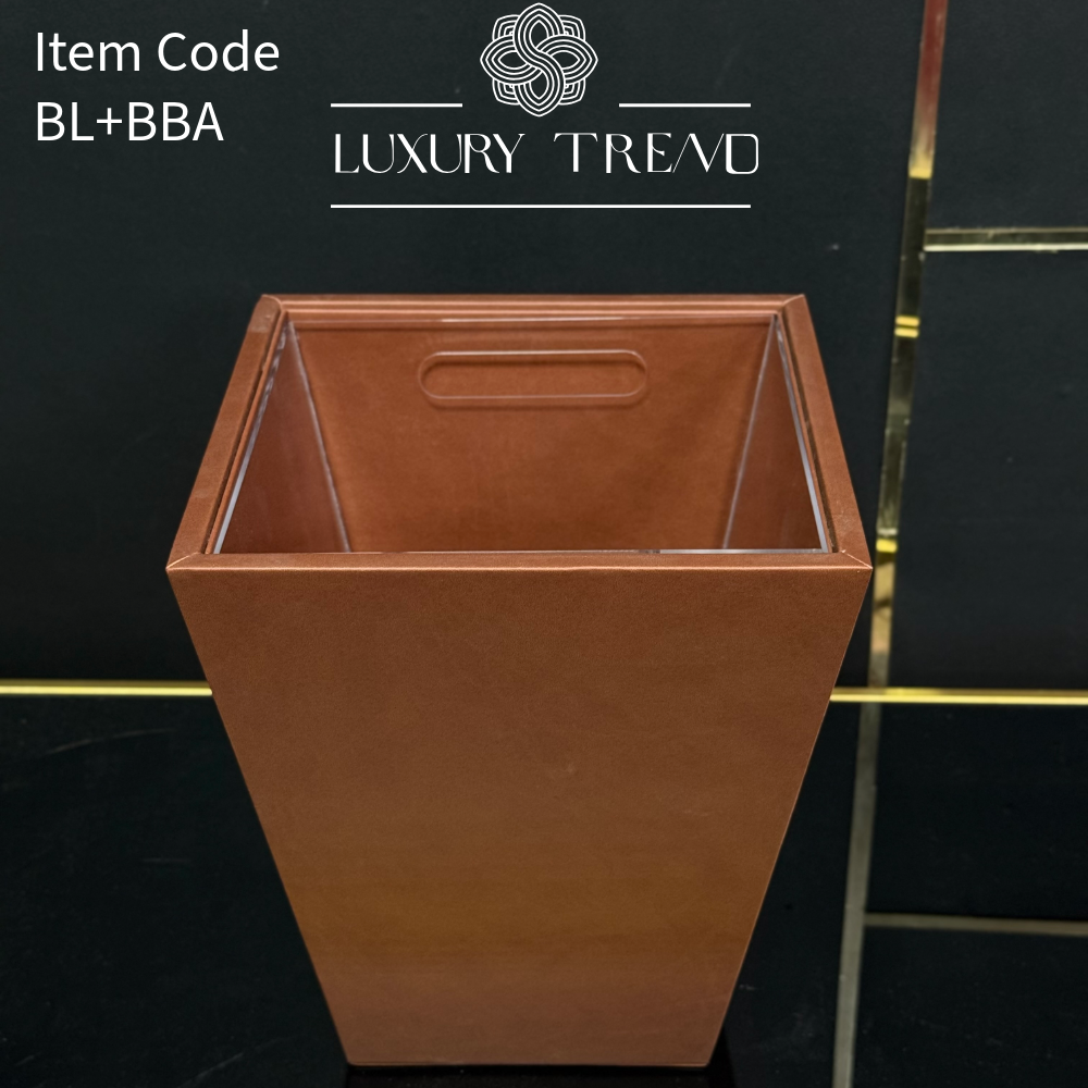 سلة مهملات جلد شكل هرمي