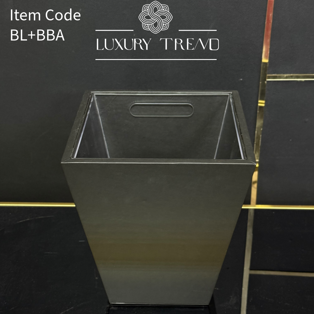 سلة مهملات جلد شكل هرمي