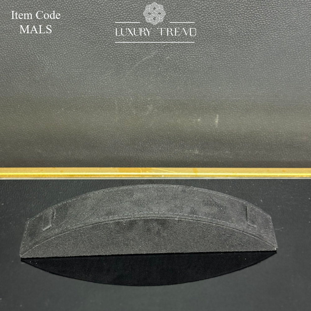 قطع للذهب شكل كيرف (حلق-خاتم-بينغل-اسوارة نايمة-دبلتين)